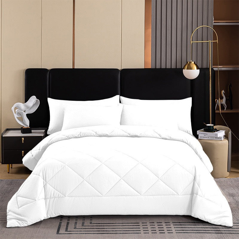 🛏️ ☁️ Brushed Microfiber Comforter Set – All-season, Moisture-wicking, Diamond Quilting